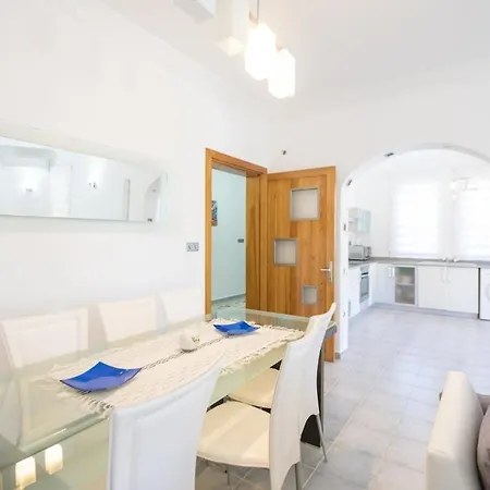 Apartament Fethiye-kaya Koey'de 6 Kisilik Devina