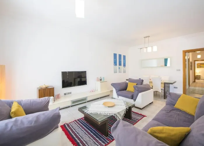 Fethiye-kaya Koey'de 6 Kisilik Devina アパート *